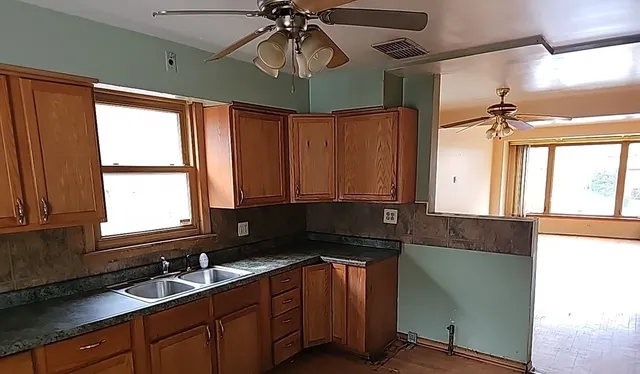 $71,900 | 14309 S Lane, Riverdale, IL 60827