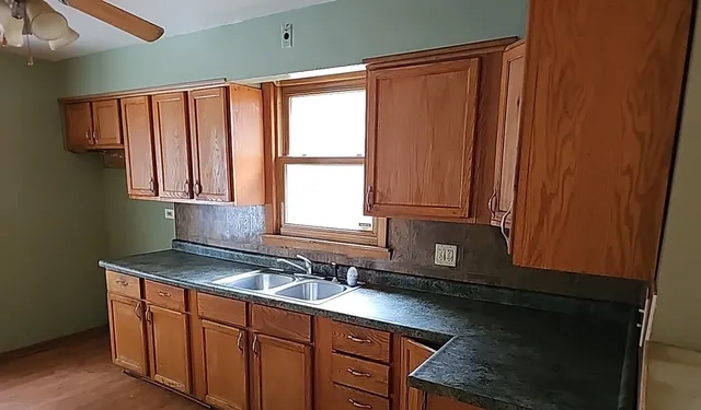 $71,900 | 14309 S Lane, Riverdale, IL 60827