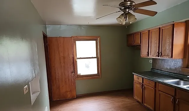 $71,900 | 14309 S Lane, Riverdale, IL 60827