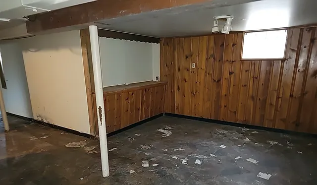 $71,900 | 14309 S Lane, Riverdale, IL 60827