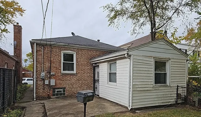 $71,900 | 14309 S Lane, Riverdale, IL 60827