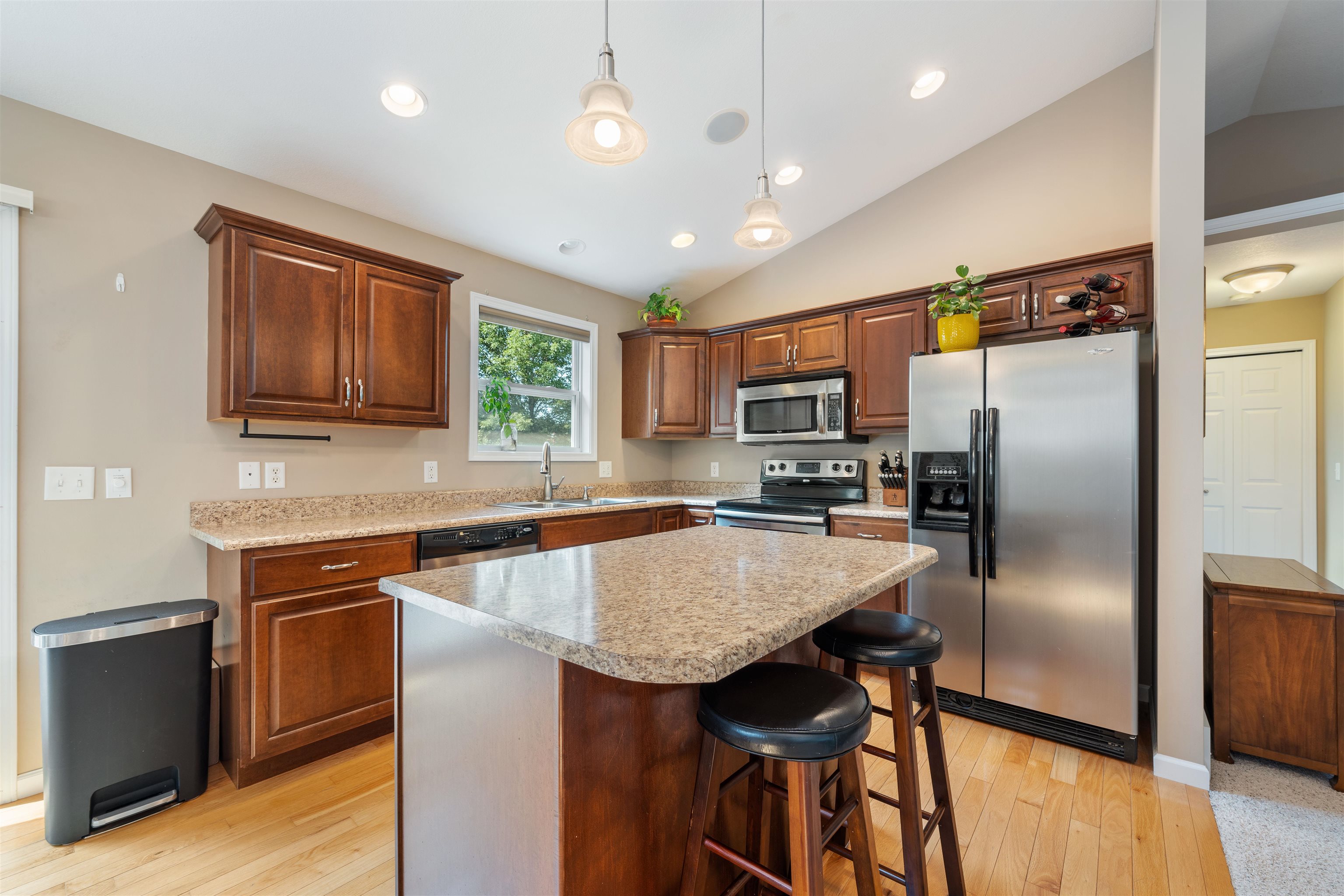 5221 Barney Road Traverse City, MI 49684 - Photo 11 of 52 1937391-2fed7004-1421-4056-889c-45e2066afcf3.JPG