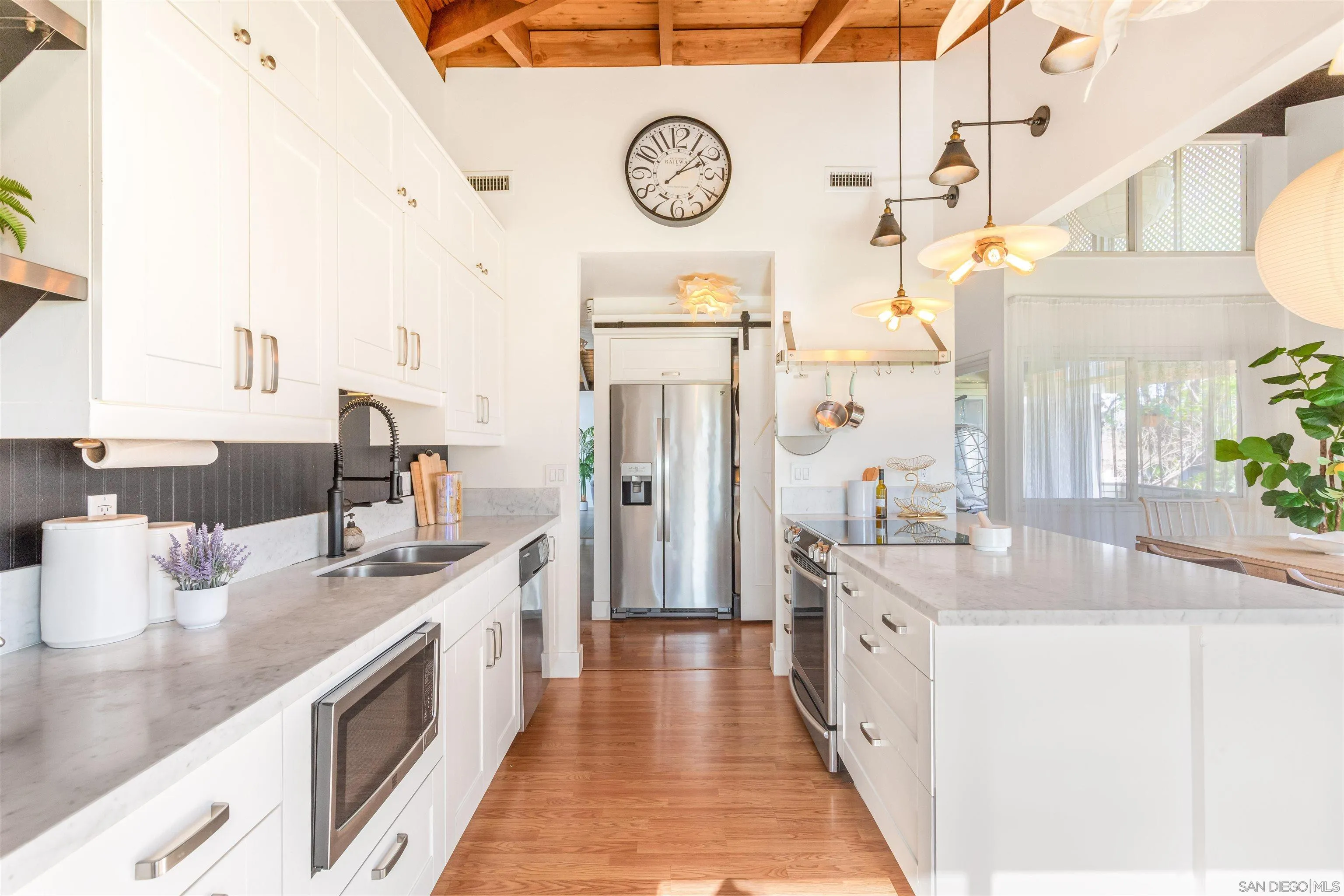 11947 Bajada Road San Diego, CA 92128 - Photo 16 of 46