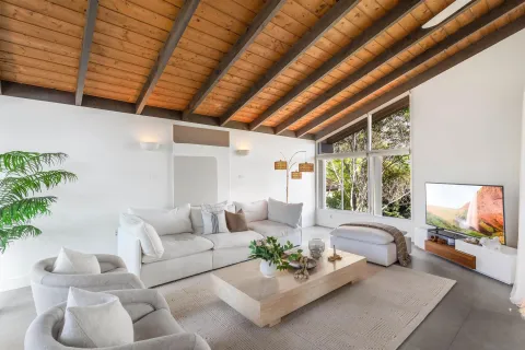 $979,000 | 11947 Bajada Road, San Diego, CA 92128