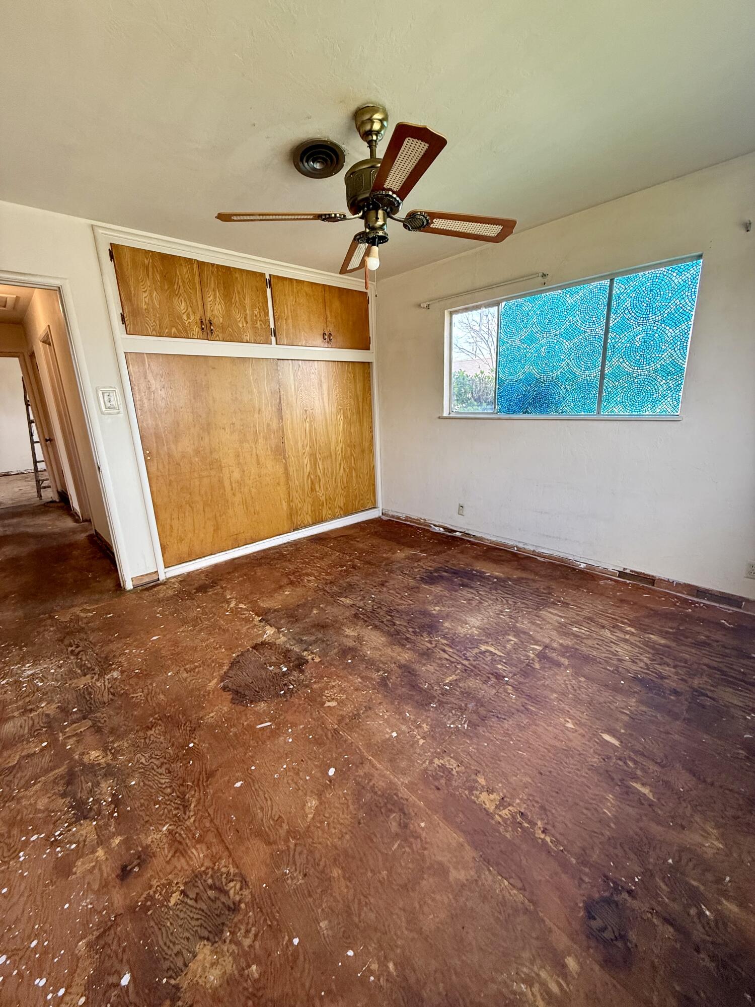200 South D Street Exeter, CA 93221 - Photo 12 of 36