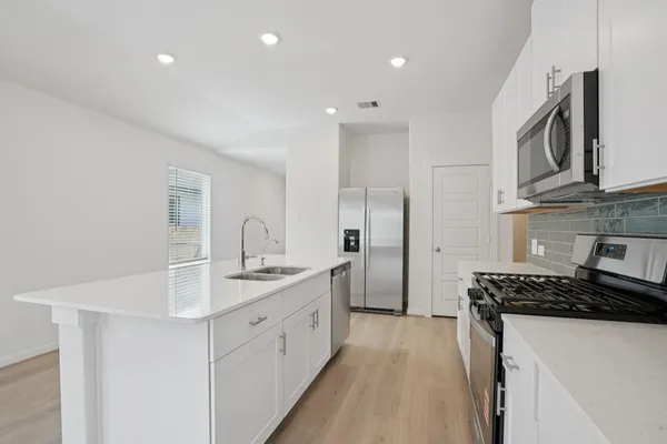 $1,875 | 18726 Timber Gln Drive, Montgomery, TX 77316