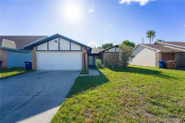 $1,950 | 2310 Vialoux Drive, Corpus Christi, TX 78418
