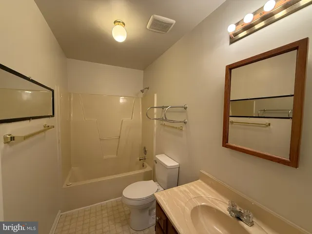 $1,745 | 200 Farrell Lane, Fredericksburg, VA 22401