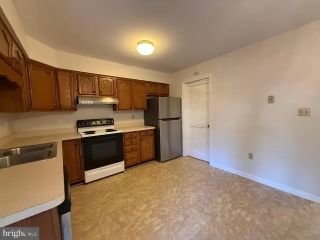 $1,745 | 200 Farrell Lane, Fredericksburg, VA 22401