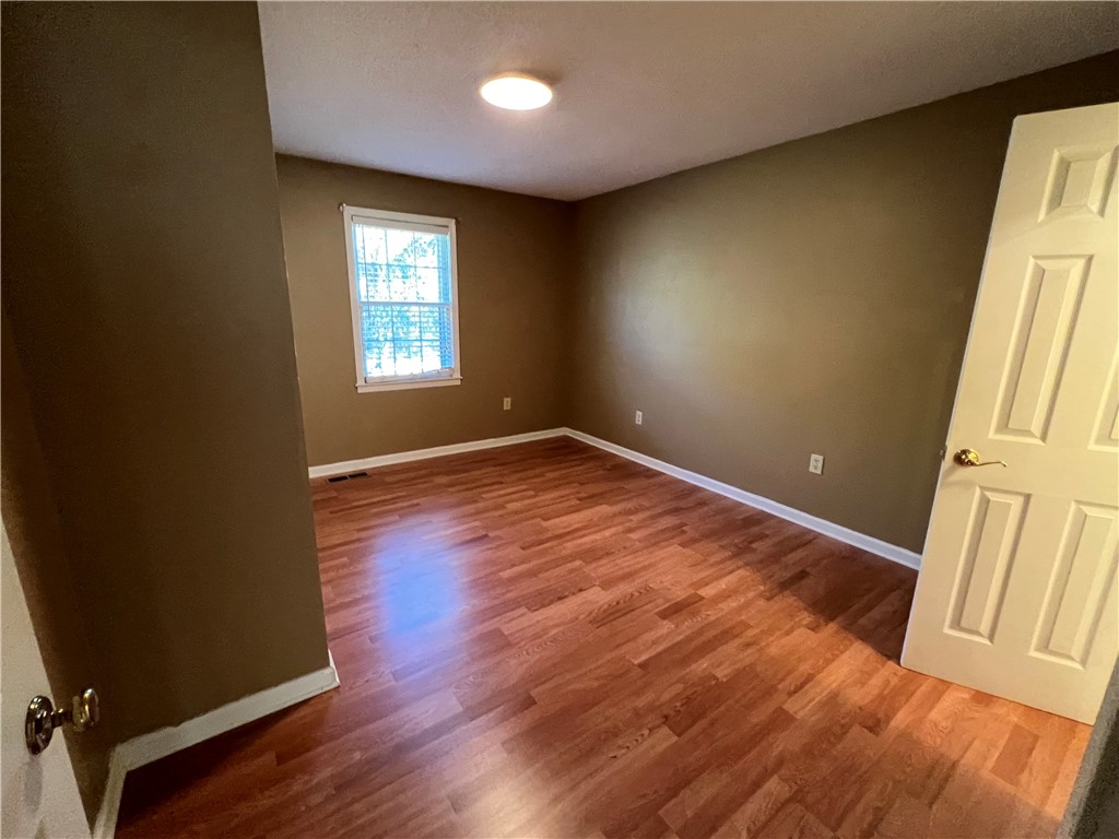 1923 James Cox Road Belton, SC 29627 - Photo 5 of 22 Gallery Image 5