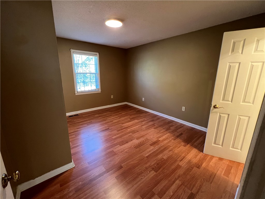 1923 James Cox Road Belton, SC 29627 - Photo 6 of 22 Gallery Image 6