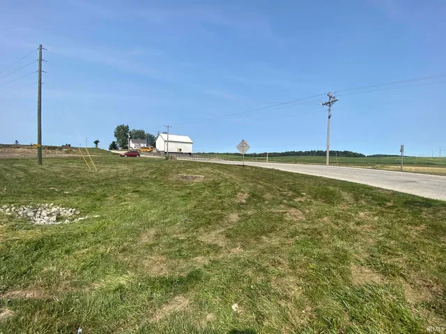 $59,900 | 2520 West Lincolnway, Columbia City, IN 46725