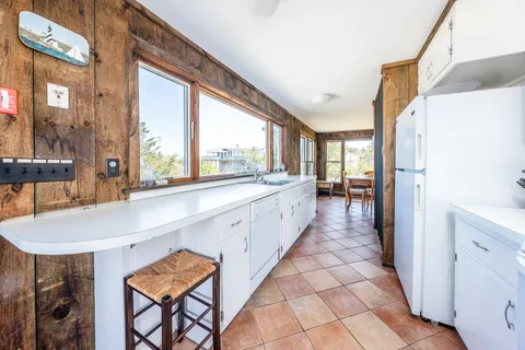 $1,995,000 | 1005 3rd Avenue, Wellfleet, MA 02667