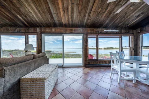 $1,995,000 | 1005 3rd Avenue, Wellfleet, MA 02667