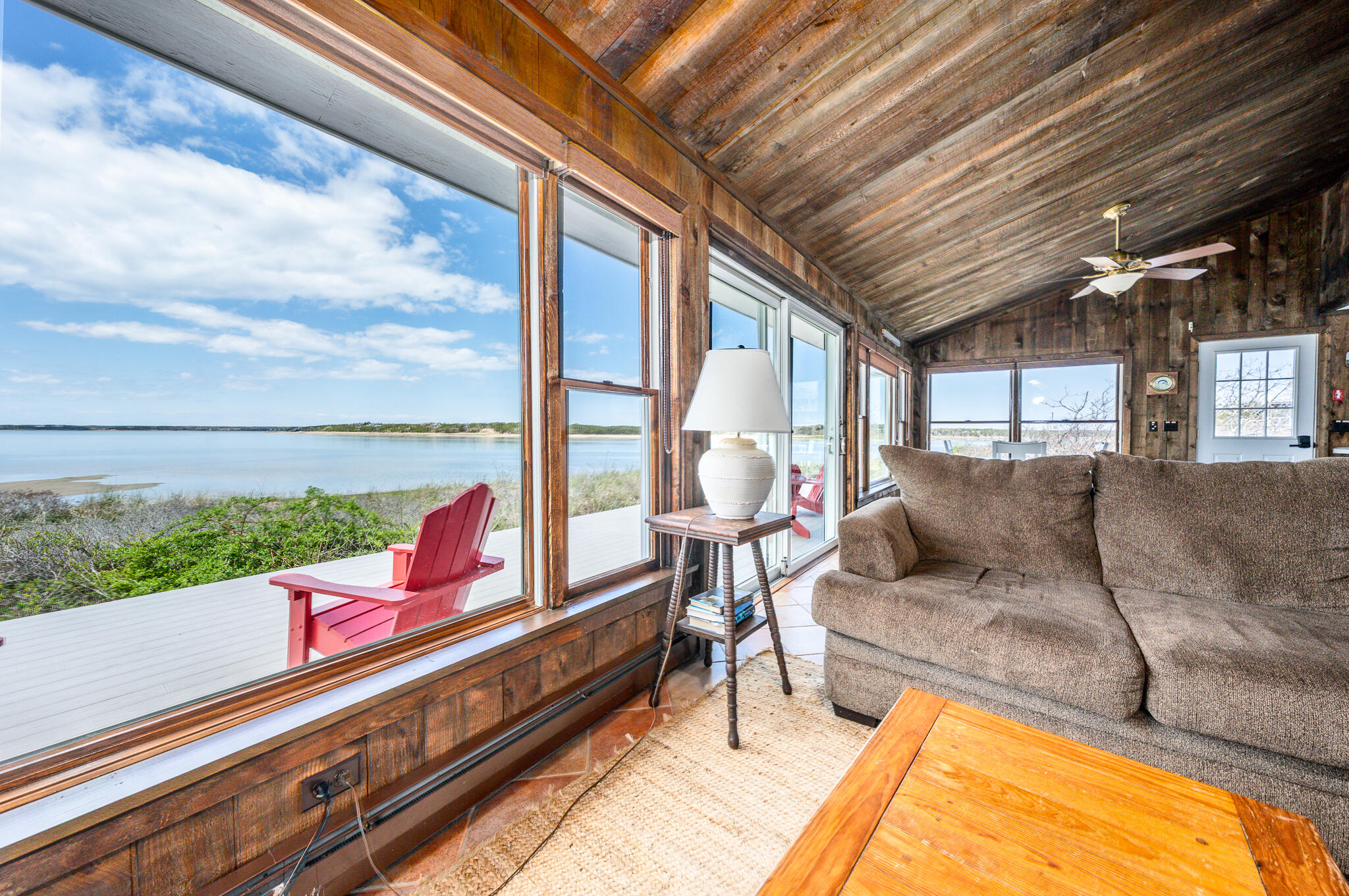 1005 3rd Avenue Wellfleet, MA 02667 - Photo 17 of 48 livroom9