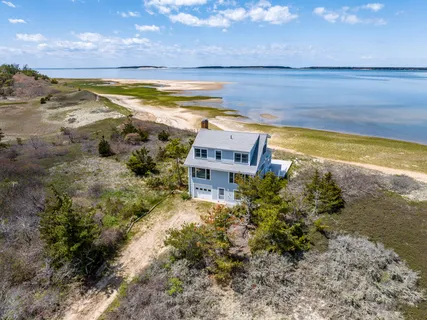 $1,995,000 | 1005 3rd Avenue, Wellfleet, MA 02667