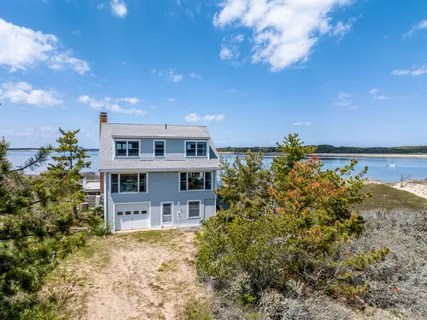 $1,995,000 | 1005 3rd Avenue, Wellfleet, MA 02667