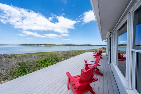 $1,995,000 | 1005 3rd Avenue, Wellfleet, MA 02667