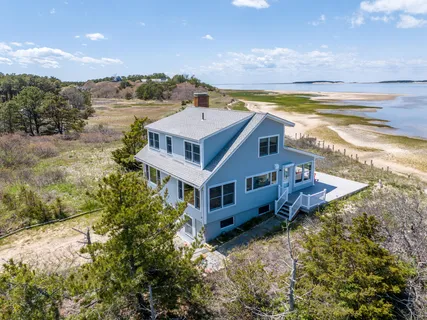 $1,995,000 | 1005 3rd Avenue, Wellfleet, MA 02667