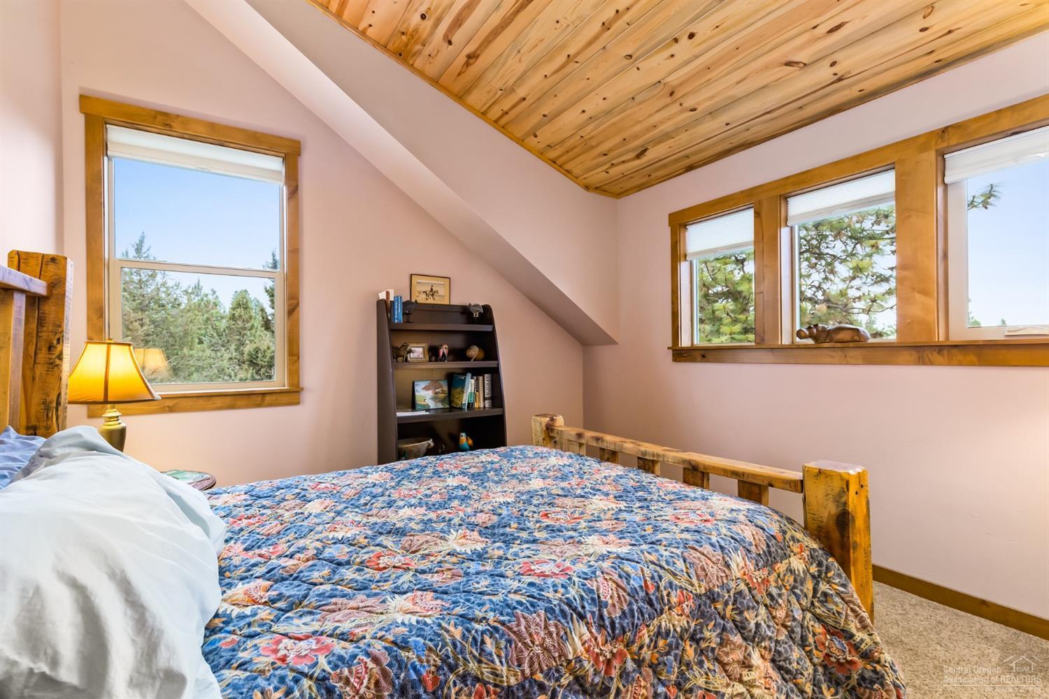 16955 Peterson Ridge Road Bend, OR 97703 - Photo 20 of 25 Additional Photo