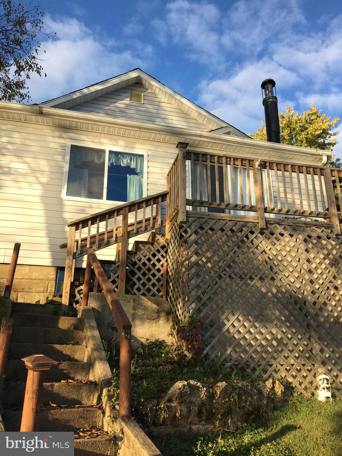 8028 Fort Smallwood Road Baltimore, MD 21226 - Photo 3 of 20