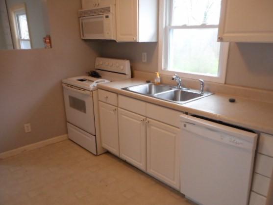 1320 Dallas Road Chattanooga, TN 37405 - Photo 9 of 26 DSCN1566
