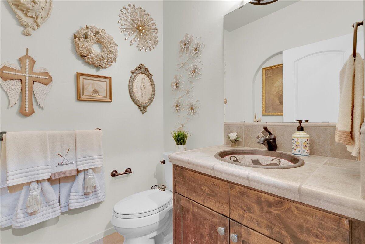 32815 Riverside Drive Springville, CA 93265 - Photo 36 of 84 Bathroom 1