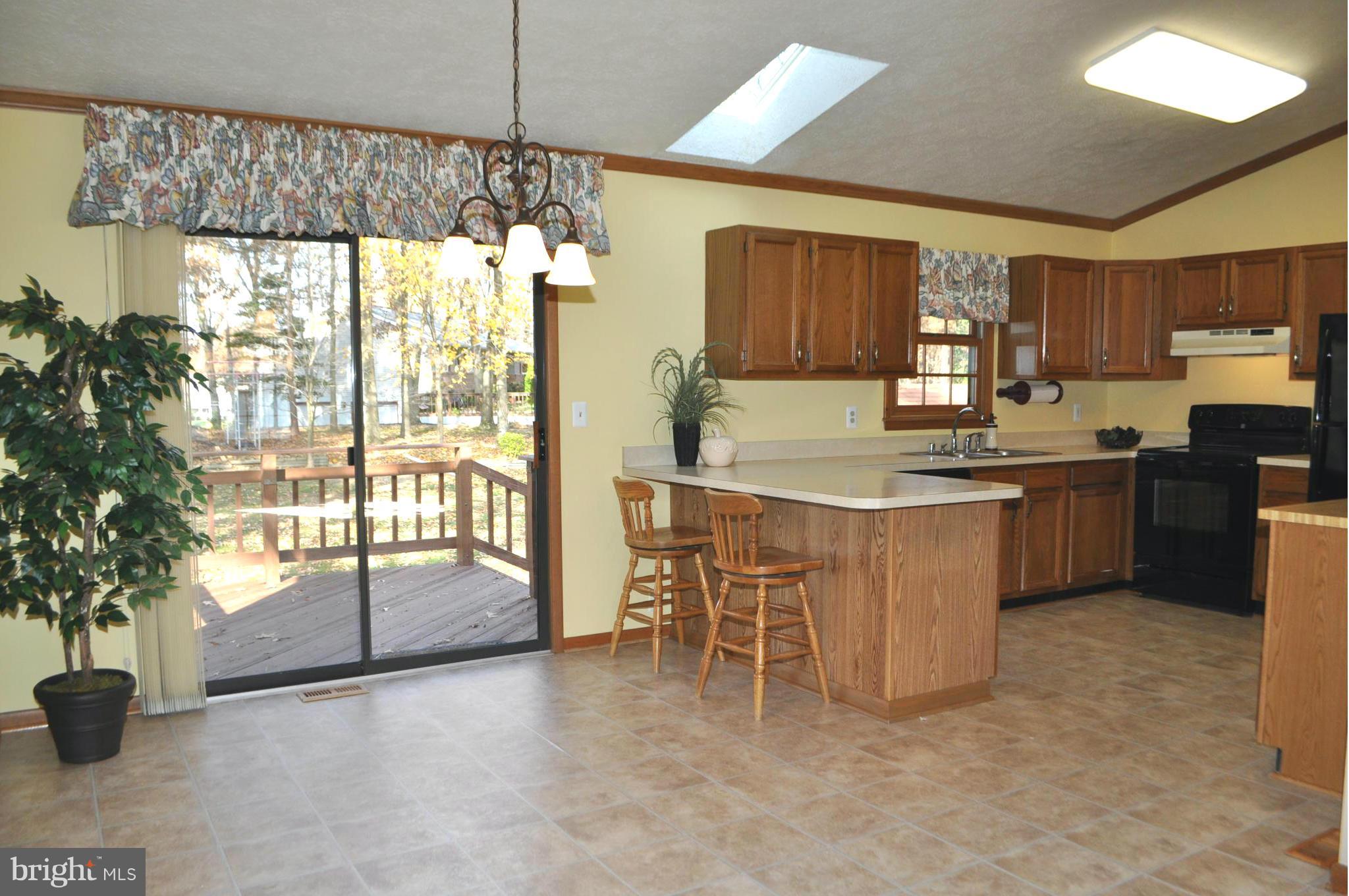 7796 Poplar Grove Road Severn, MD 21144 - Photo 7 of 29 Kitchen