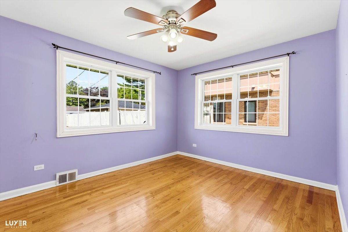 2 Washington Street Glenview, IL 60025 - Photo 17 of 39