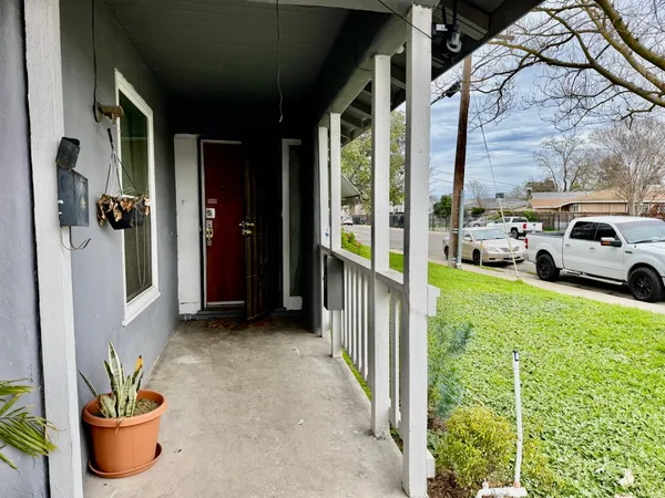 a house with yard in front of it