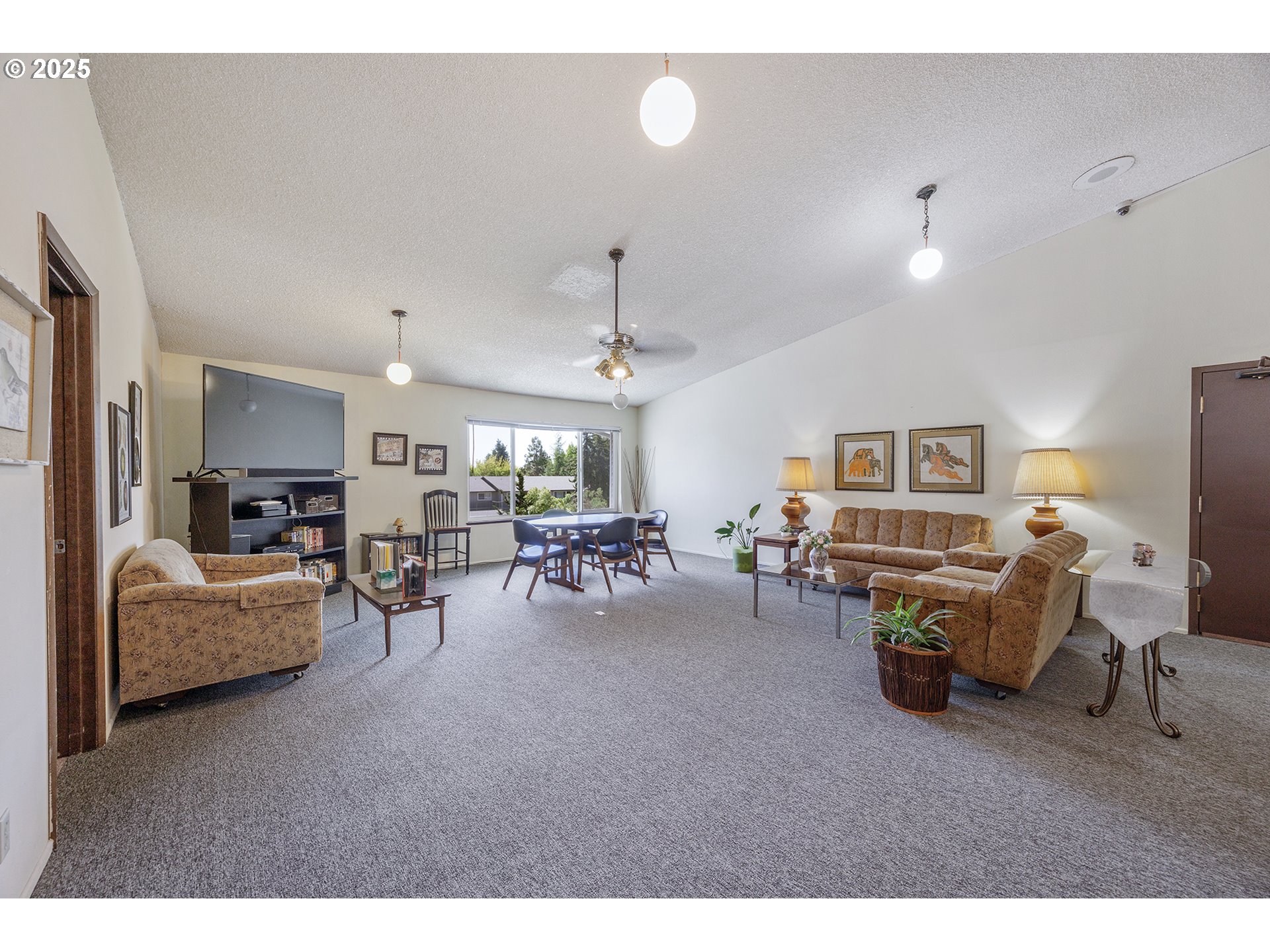 950 Evergreen Road, Unit 306 Woodburn, OR 97071 - Photo 25 of 30 Gallery Image 25