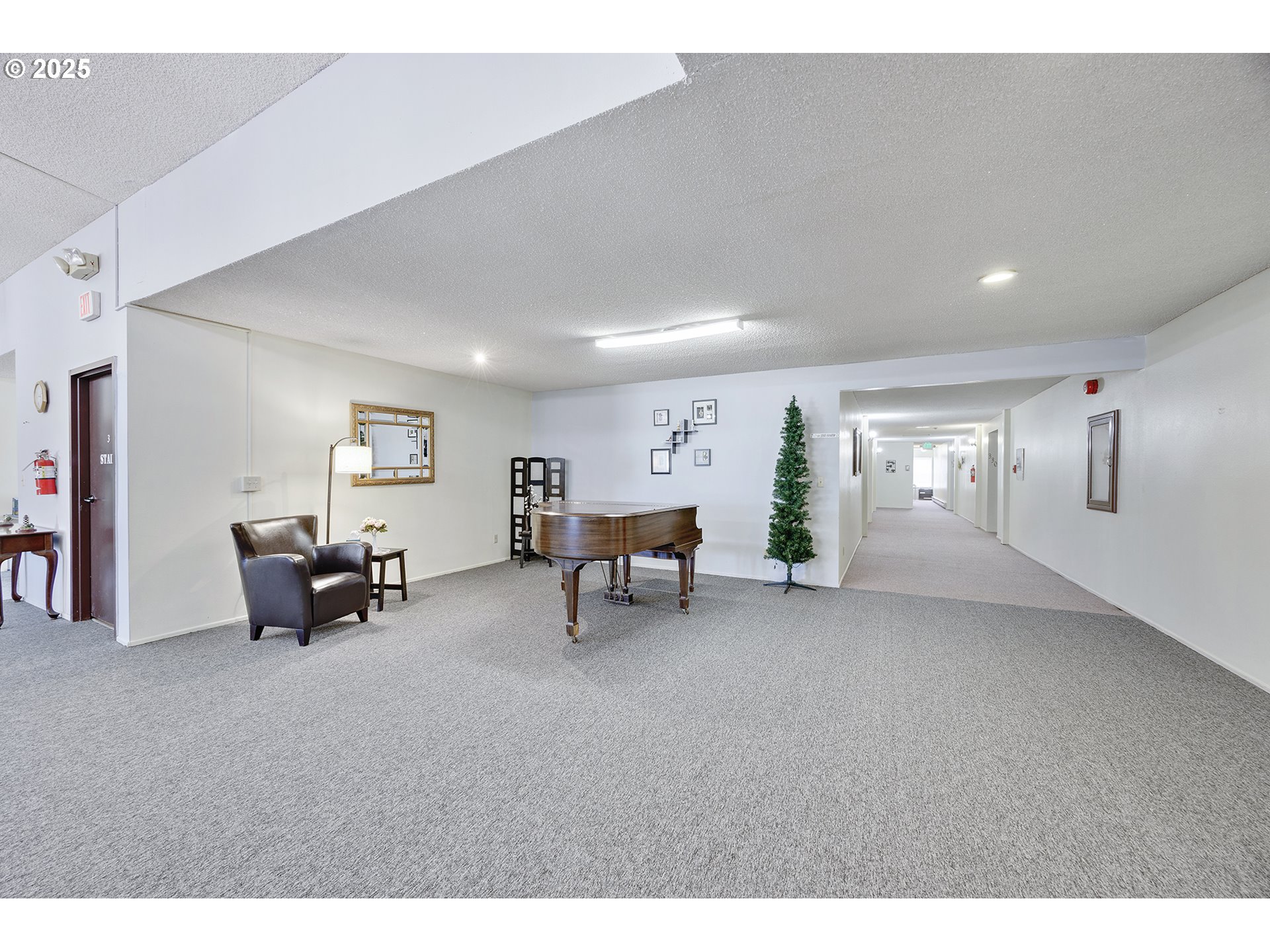 950 Evergreen Road, Unit 306 Woodburn, OR 97071 - Photo 27 of 30 Gallery Image 27