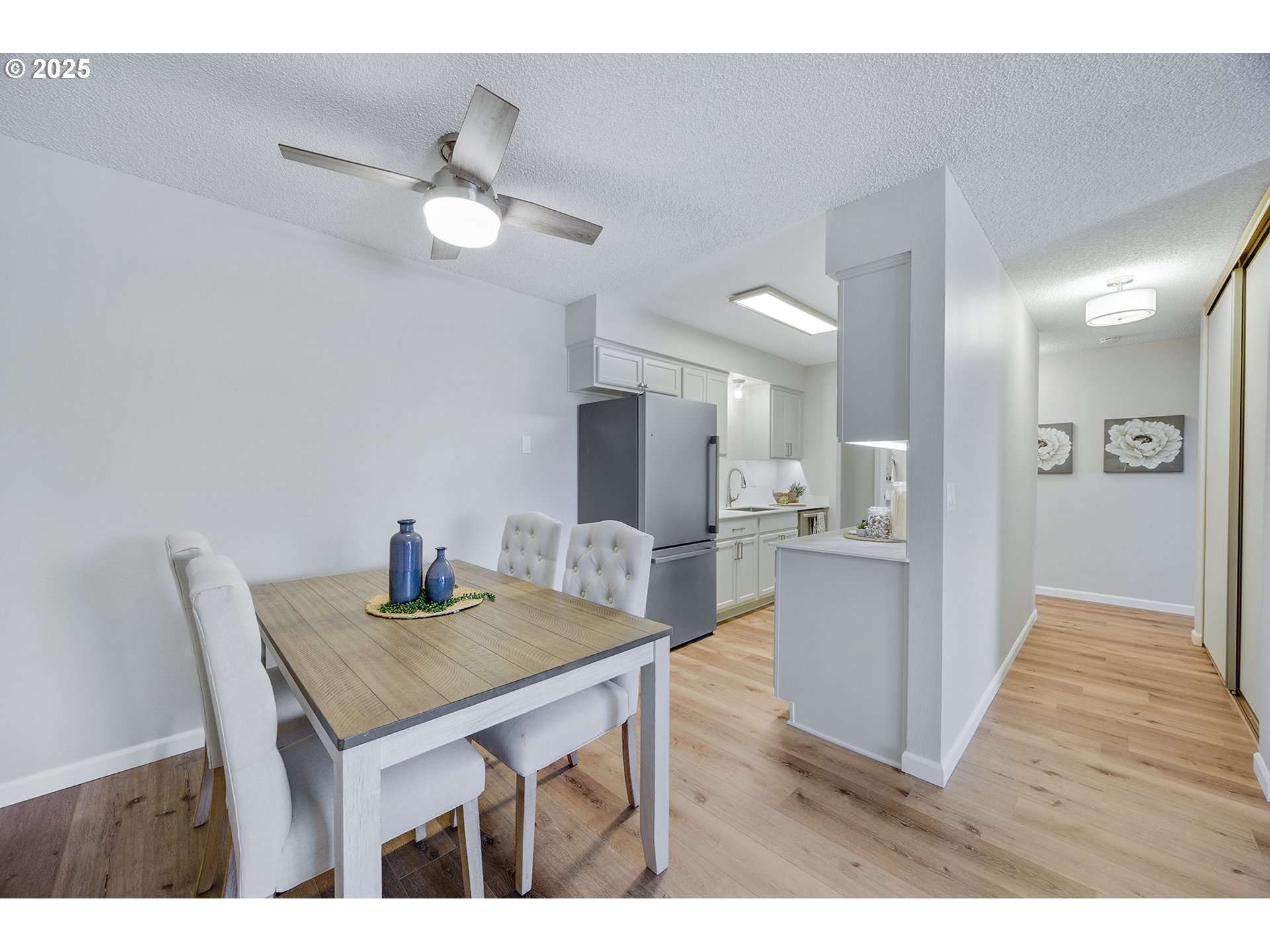 950 Evergreen Road, Unit 306 Woodburn, OR 97071 - Photo 6 of 30 Gallery Image 6