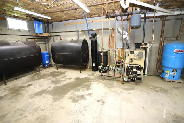 $394,500 | 412 Covered Bridge Road, Irasburg, VT 05845