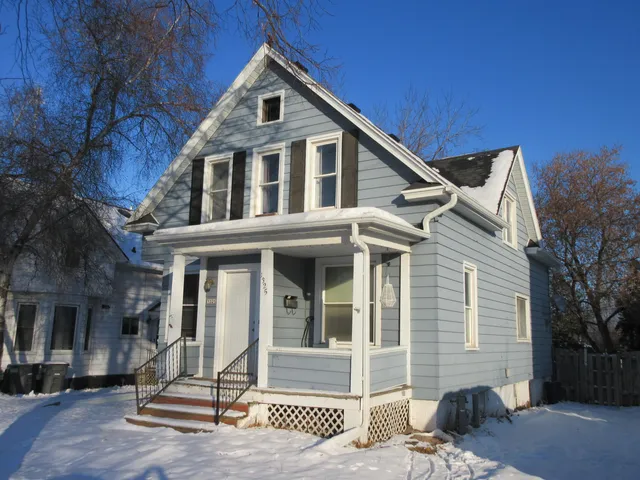 $215,000 | 1325 South 11th Street, Sheboygan, WI 53081