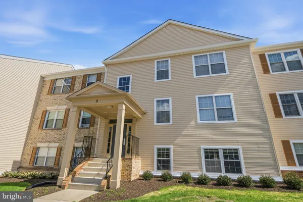 $240,000 | 5 Normandy Square Court, Unit 1B, Silver Spring, MD 20906