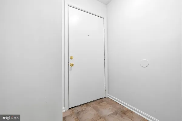 $240,000 | 5 Normandy Square Court, Unit 1B, Silver Spring, MD 20906