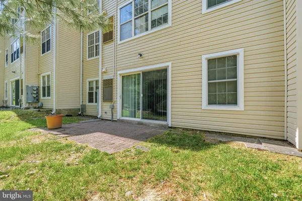 $240,000 | 5 Normandy Square Court, Unit 1B, Silver Spring, MD 20906