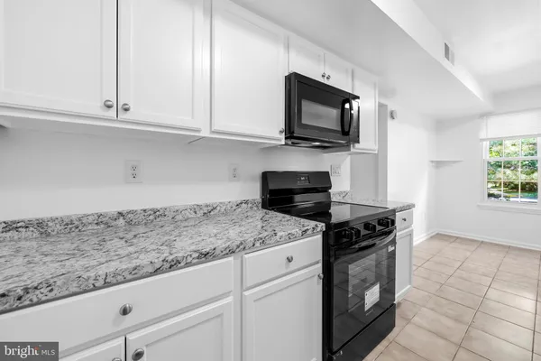 $240,000 | 5 Normandy Square Court, Unit 1B, Silver Spring, MD 20906