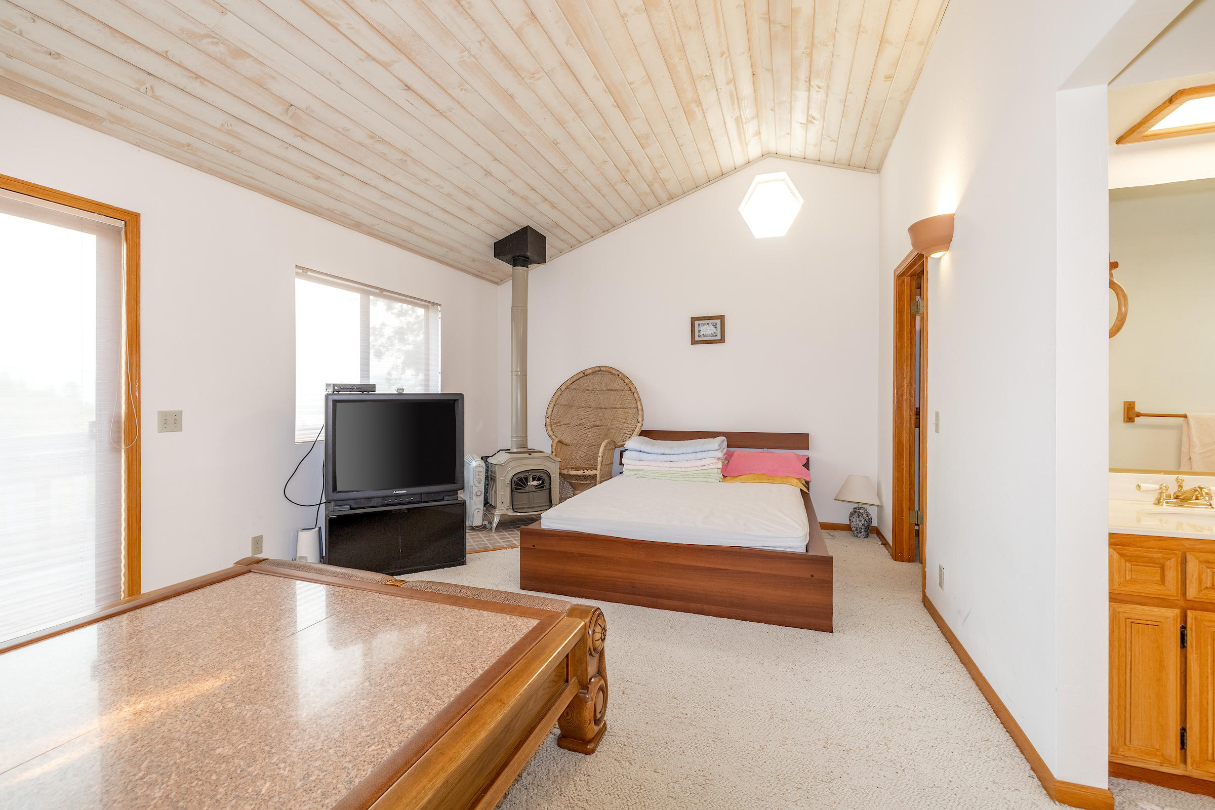 1296 Ridge Road Fawnskin, CA 92333 - Photo 11 of 30 IMG_0225-Edit