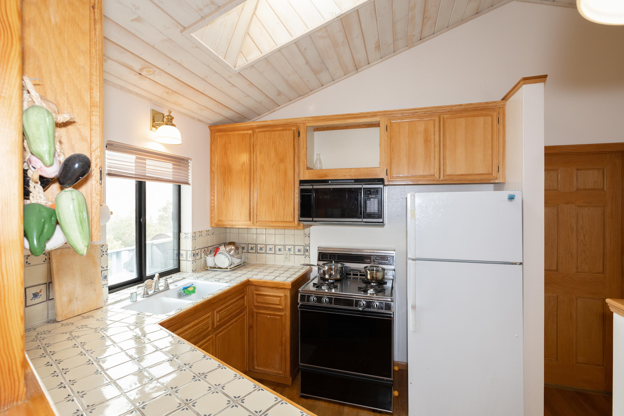 1296 Ridge Road Fawnskin, CA 92333 - Photo 8 of 30 IMG_0220