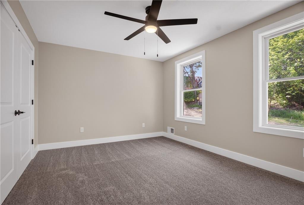 225 Wilbert Street Pittsburgh, PA 15211 - Photo 20 of 34 2, upper level