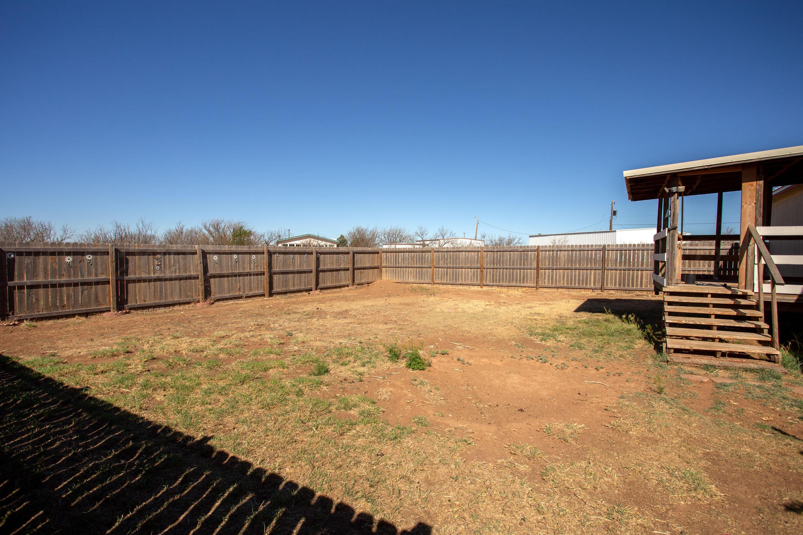 8300 Arlie Road Amarillo, TX 79108 - Photo 24 of 44 8300 Arlie - Backyard