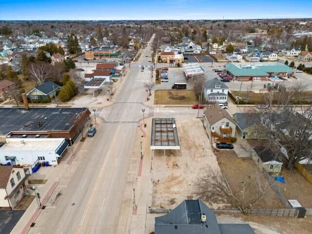 $104,900 | 2023 Washington Street, Two Rivers, WI 54241