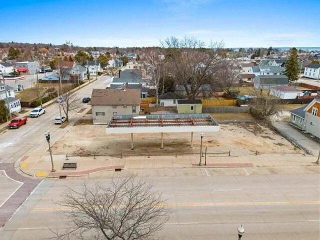 $104,900 | 2023 Washington Street, Two Rivers, WI 54241