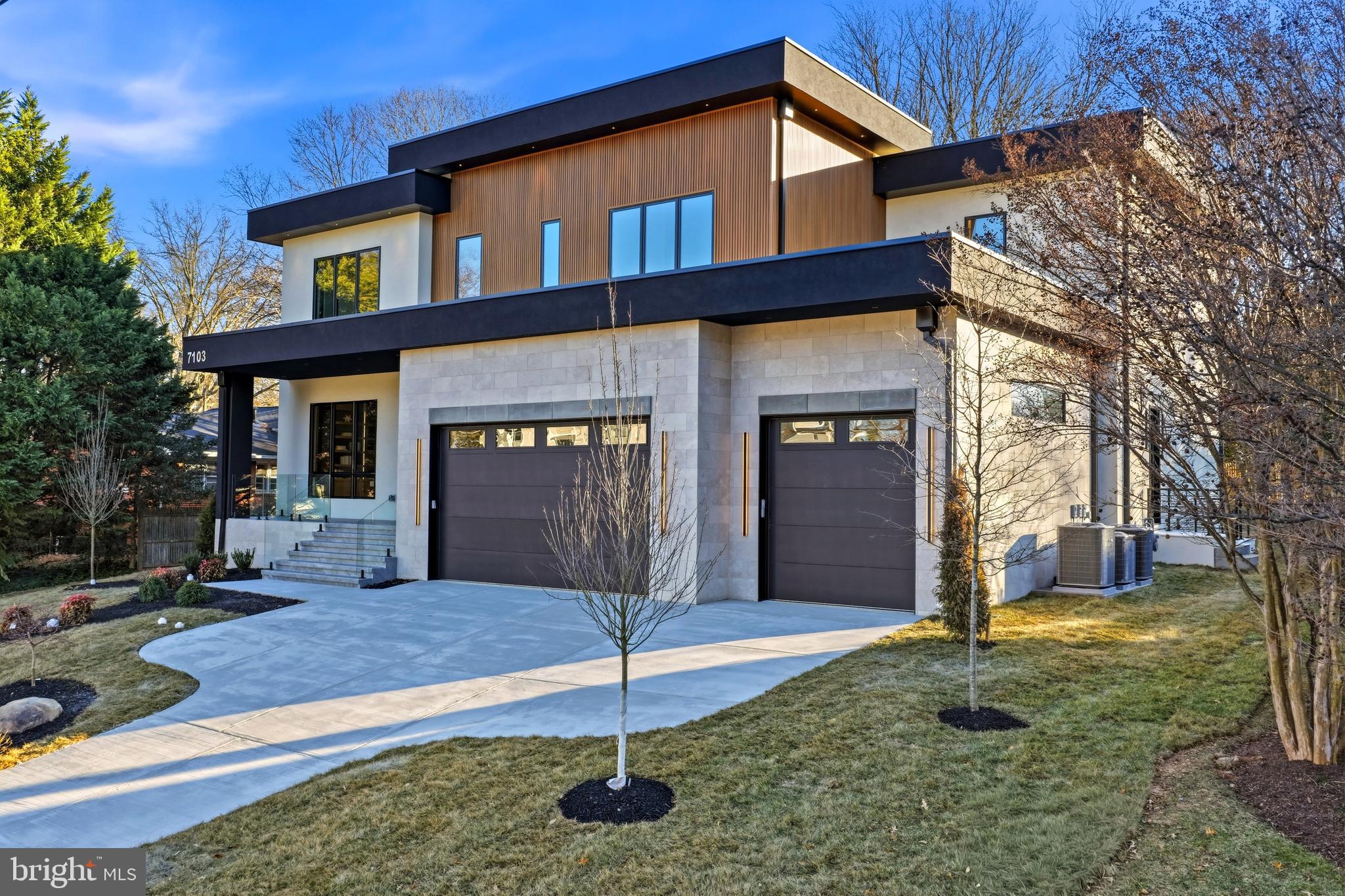 7103 Westbury Road McLean, VA 22101 - Photo 1 of 91