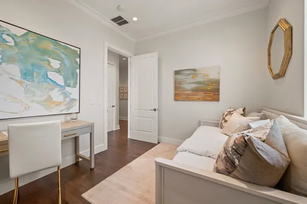 $1,000,000 | 2800 Lakeside Parkway, Unit 701, Flower Mound, TX 75022