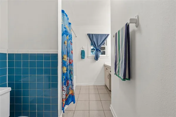 a view of an entryway with a rug