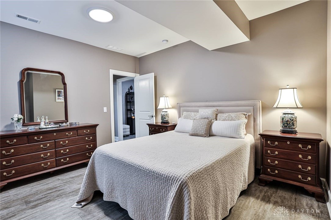 10296 Montgomery Road Cincinnati, OH 45242 - Photo 44 of 58 Gallery Image 44