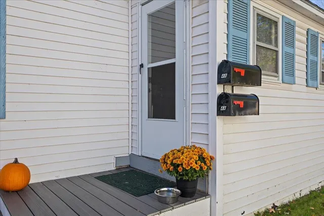 $450,000 | 4 East Street, Essex Junction, VT 05452